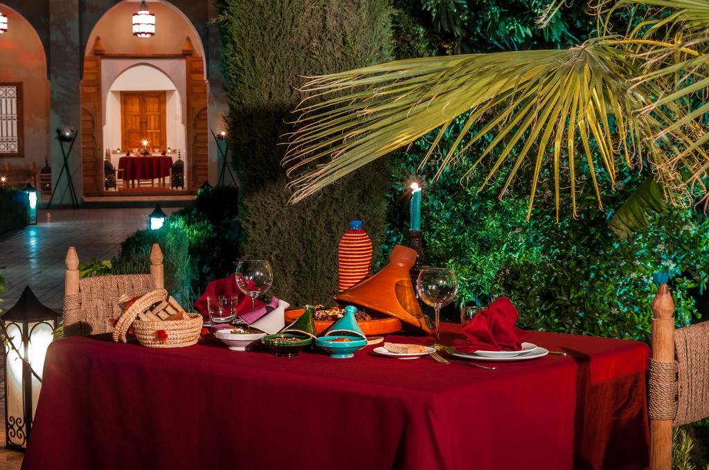Riad Sougtani Tazrou Luaran gambar